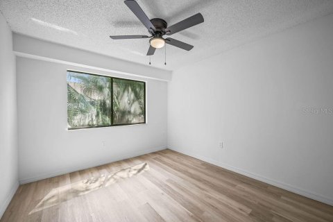 Touwnhouse à vendre à Casselberry, Floride: 3 chambres, 142.33 m2 № 2391152 - photo 21