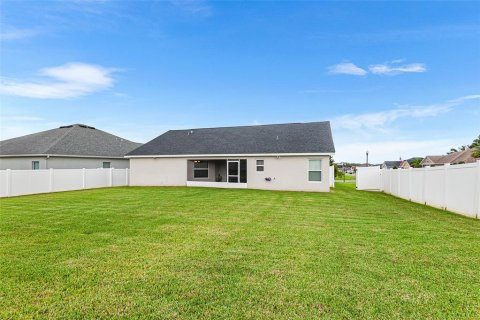 House in Lakeland, Florida 4 bedrooms, 174.28 sq.m. № 1909757 - photo 8