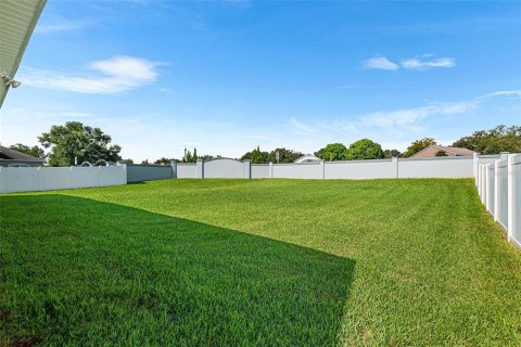 House in Lakeland, Florida 4 bedrooms, 174.28 sq.m. № 1909757 - photo 5