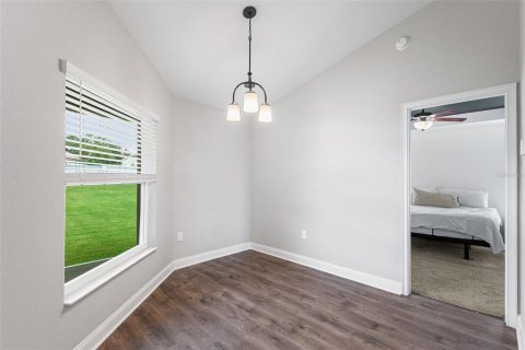 House in Lakeland, Florida 4 bedrooms, 174.28 sq.m. № 1909757 - photo 25