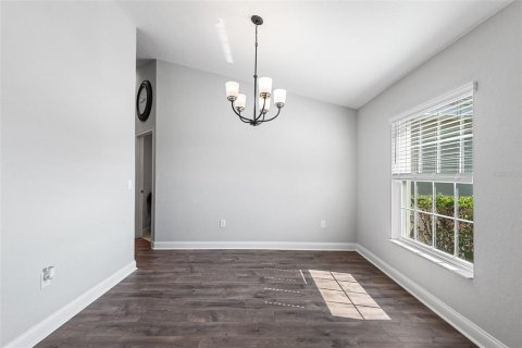House in Lakeland, Florida 4 bedrooms, 174.28 sq.m. № 1909757 - photo 11