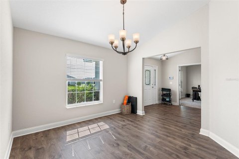 House in Lakeland, Florida 4 bedrooms, 174.28 sq.m. № 1909757 - photo 13