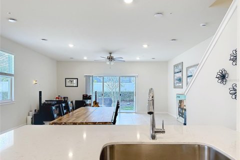 Touwnhouse à vendre à Winter Park, Floride: 3 chambres, 165.55 m2 № 2099391 - photo 13