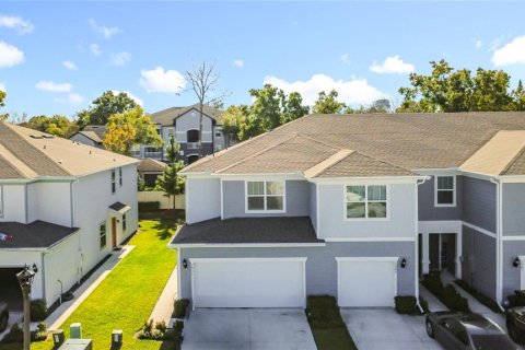 Touwnhouse à vendre à Winter Park, Floride: 3 chambres, 165.55 m2 № 2099391 - photo 2