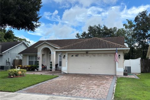 House in Orlando, Florida 3 bedrooms, 123.75 sq.m. № 1902097 - photo 4