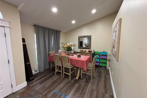 House in Orlando, Florida 3 bedrooms, 123.75 sq.m. № 1902097 - photo 6