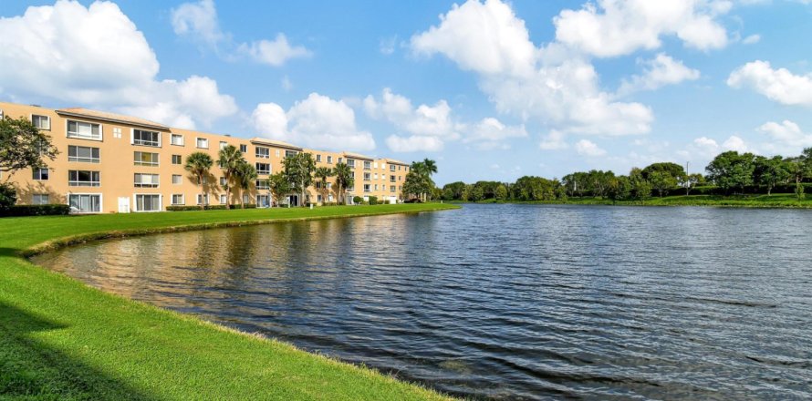 Condo in Boynton Beach, Florida, 2 bedrooms  № 747912