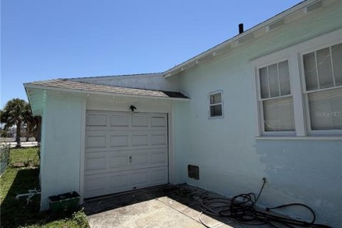 House in Daytona Beach, Florida 3 bedrooms, 89.19 sq.m. № 2197219 - photo 19