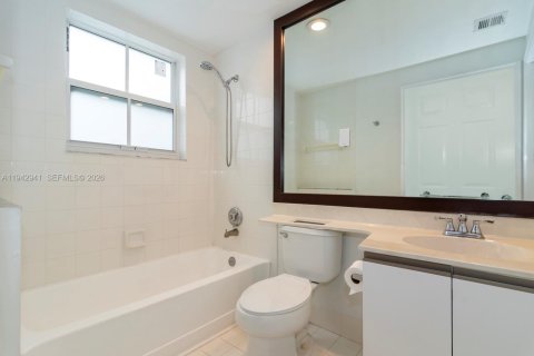 Condominio en venta en Aventura, Florida, 3 dormitorios, 122.63 m2 № 2088754 - foto 25