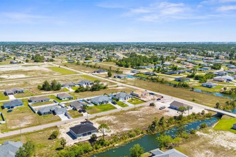 Land in Cape Coral, Florida № 1690877 - photo 8