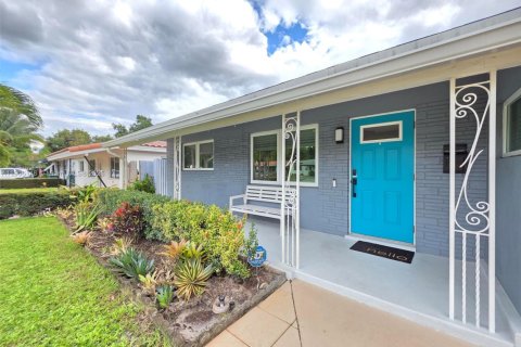 Villa ou maison à louer à Oakland Park, Floride: 3 chambres, 91.23 m2 № 1956702 - photo 17