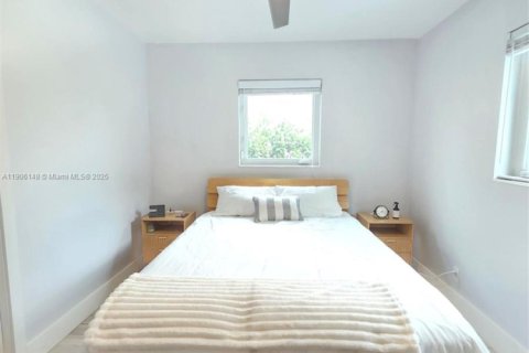 Villa ou maison à louer à Oakland Park, Floride: 3 chambres, 91.23 m2 № 1956702 - photo 11