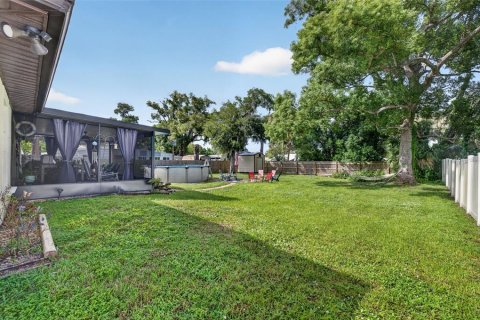 House in Oak Hill, Florida 3 bedrooms, 128.39 sq.m. № 2428702 - photo 28