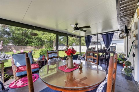 House in Oak Hill, Florida 3 bedrooms, 128.39 sq.m. № 2428702 - photo 26
