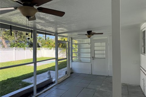 Villa ou maison à vendre à Hollywood, Floride: 3 chambres, 114.46 m2 № 1964811 - photo 9