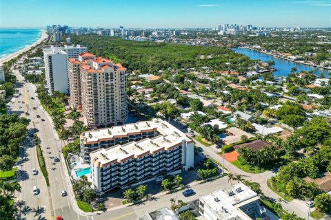 Copropriété à vendre à Fort Lauderdale, Floride: 2 chambres, 102.19 m2 № 2191469 - photo 5