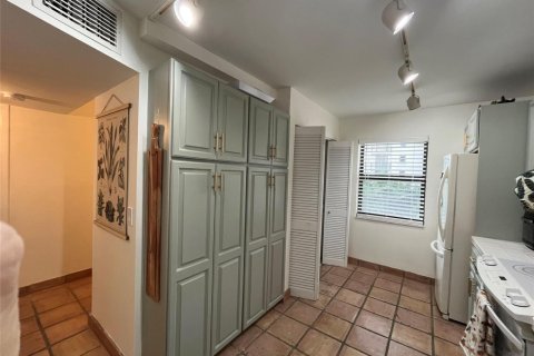 Copropriété à vendre à Fort Lauderdale, Floride: 2 chambres, 102.19 m2 № 2191469 - photo 11