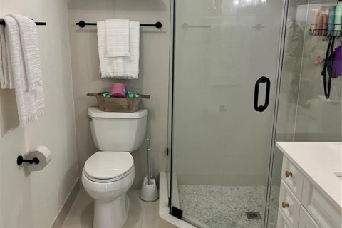 Copropriété à vendre à Fort Lauderdale, Floride: 2 chambres, 102.19 m2 № 2191469 - photo 19