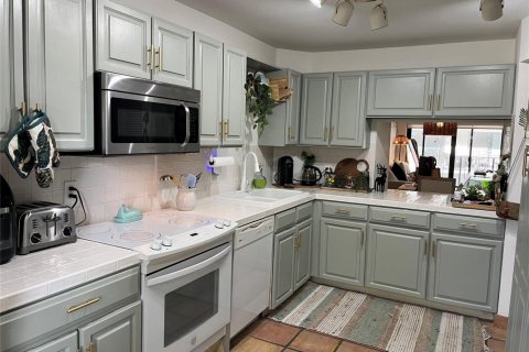 Copropriété à vendre à Fort Lauderdale, Floride: 2 chambres, 102.19 m2 № 2191469 - photo 9
