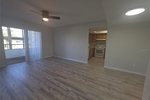 Condo in Clearwater, Florida, 1 bedroom  № 2099835 - photo 4
