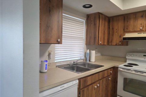 Condo in Clearwater, Florida, 1 bedroom  № 2099835 - photo 8