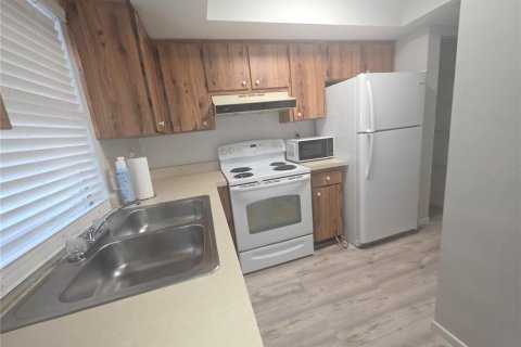 Condo in Clearwater, Florida, 1 bedroom  № 2099835 - photo 6