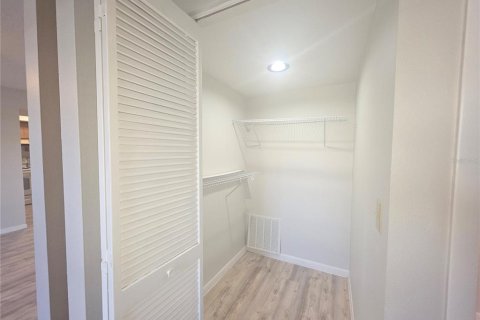 Condo in Clearwater, Florida, 1 bedroom  № 2099835 - photo 14