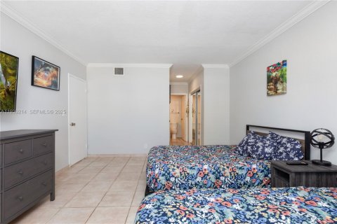 Купить кондоминиум в Холливуд, Флорида 1 спальня, 78.69м2, № 1989023 - фото 22