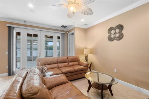 Casa en venta en Kissimmee, Florida, 4 dormitorios, 209.12 m2 № 1904959 - foto 10