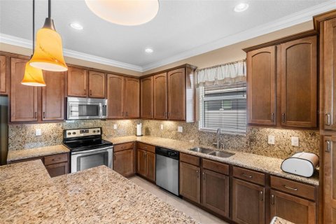 Casa en venta en Kissimmee, Florida, 4 dormitorios, 209.12 m2 № 1904959 - foto 14