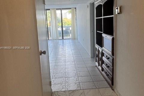 Condo in Aventura, Florida, 2 bedrooms № 2006955 - photo 7