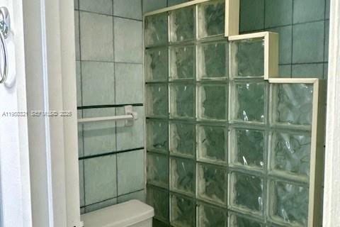 Condo in Aventura, Florida, 2 bedrooms № 2006955 - photo 23