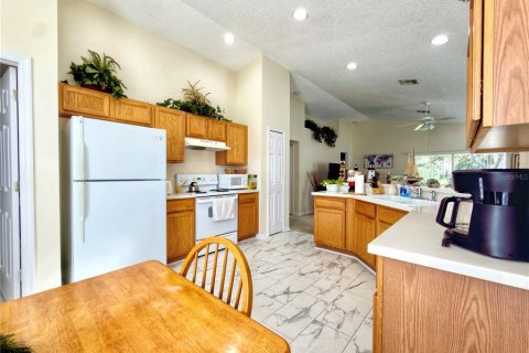 Casa en venta en Spring Hill, Florida, 2 dormitorios, 118.91 m2 № 2222226 - foto 8