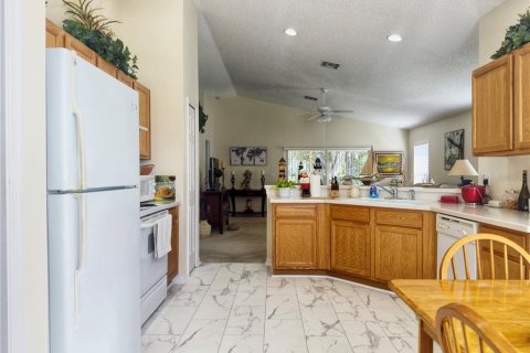 Casa en venta en Spring Hill, Florida, 2 dormitorios, 118.91 m2 № 2222226 - foto 6