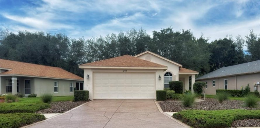 Casa en Spring Hill, Florida 2 dormitorios, 118.91 m2 № 2222226