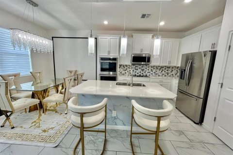Casa en alquiler en Davenport, Florida, 4 dormitorios, 223.71 m2 № 2285295 - foto 4