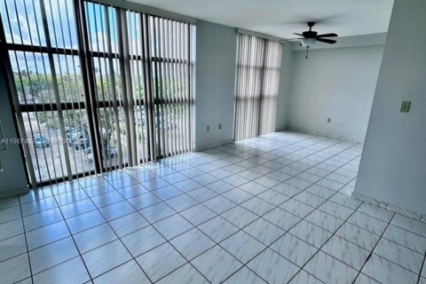 Квартира в Майами, Флорида 1 спальня, 65.77м2 № 2047817