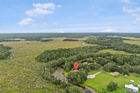 Купить виллу или дом в Инвернесс, Флорида 8 комнат, 222.78м2, № 2204946 - фото 11