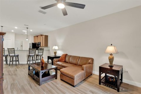 Casa en venta en Clermont, Florida, 2 dormitorios, 127.65 m2 № 1793291 - foto 18