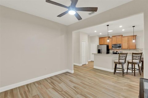 Casa en venta en Clermont, Florida, 2 dormitorios, 127.65 m2 № 1793291 - foto 11
