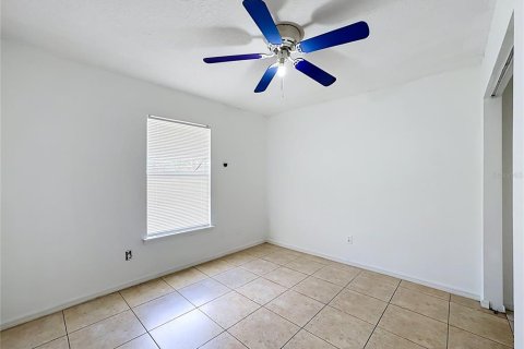House in Vero Beach, Florida 3 bedrooms, 118.73 sq.m. № 2313227 - photo 17