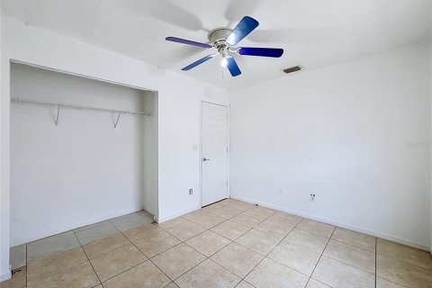 House in Vero Beach, Florida 3 bedrooms, 118.73 sq.m. № 2313227 - photo 26