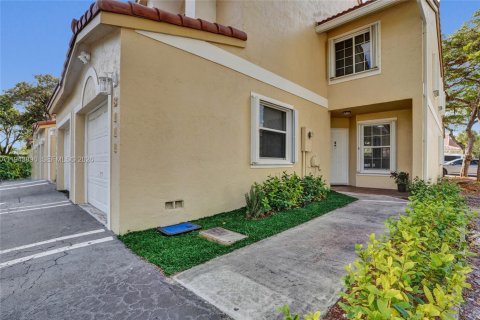 Casa en venta en North Lauderdale, Florida, 3 dormitorios, 137.68 m2 № 2001541 - foto 4