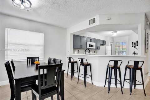 Casa en venta en North Lauderdale, Florida, 3 dormitorios, 137.68 m2 № 2001541 - foto 15