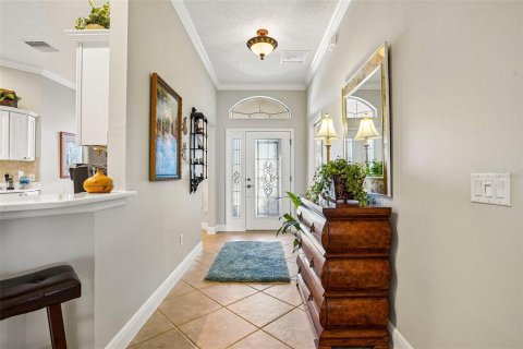 House in The Villages, Florida 3 bedrooms, 181.81 sq.m. № 2394038 - photo 7