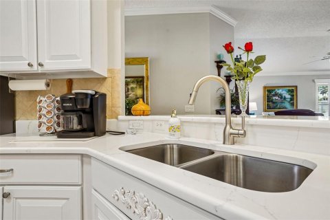 House in The Villages, Florida 3 bedrooms, 181.81 sq.m. № 2394038 - photo 21
