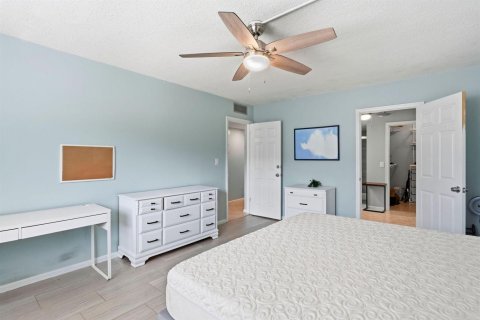 Condo in Boca Raton, Florida, 2 bedrooms  № 2392686 - photo 15