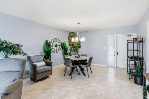 Condo in Boca Raton, Florida, 2 bedrooms  № 2392686 - photo 9