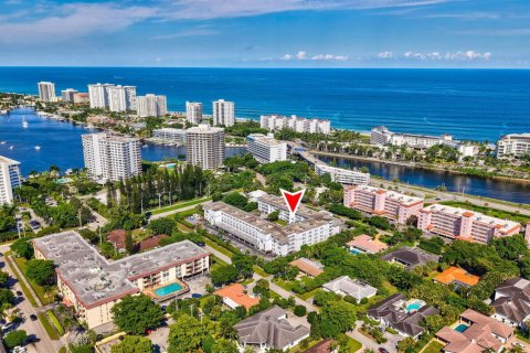 Condo in Boca Raton, Florida, 2 bedrooms  № 2392686 - photo 25