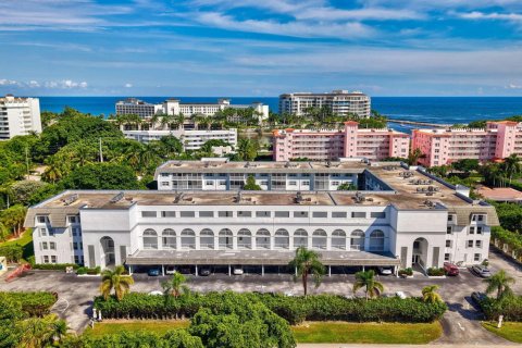 Condo in Boca Raton, Florida, 2 bedrooms  № 2392686 - photo 23